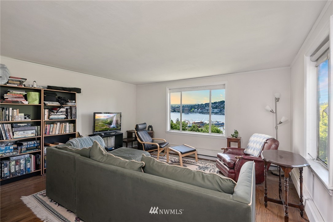 Capitol Hill Penthouse A